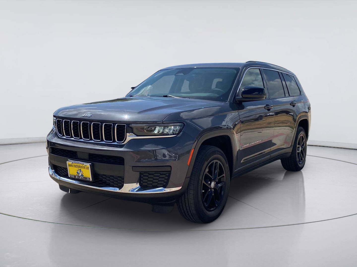 Used 2023 Jeep Grand Cherokee L Laredo AWD/4WD image 1