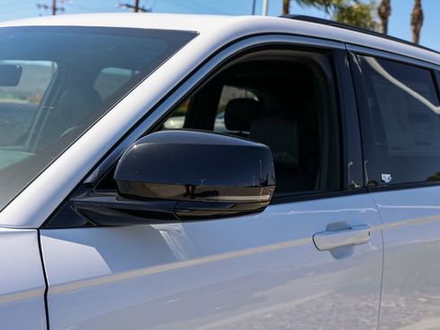 New 2026 Jeep Grand Cherokee Limited RWD image 12