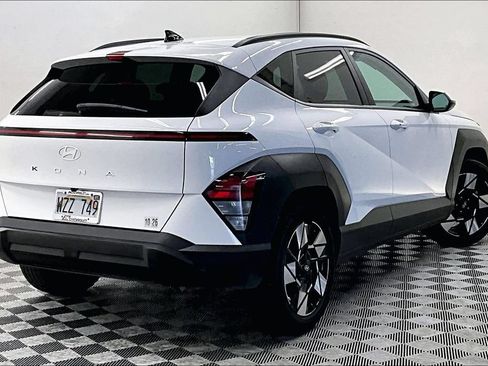 Used 2025 Hyundai Kona SEL FWD image 12