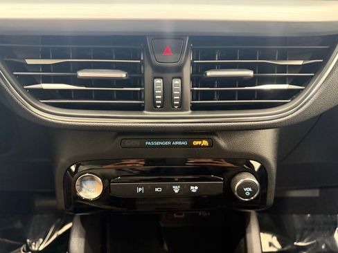 New 2025 Ford Escape SE w/ PHEV Premium Package image 37