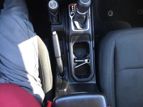 Certified 2019 Jeep Wrangler Unlimited Sport S image 15