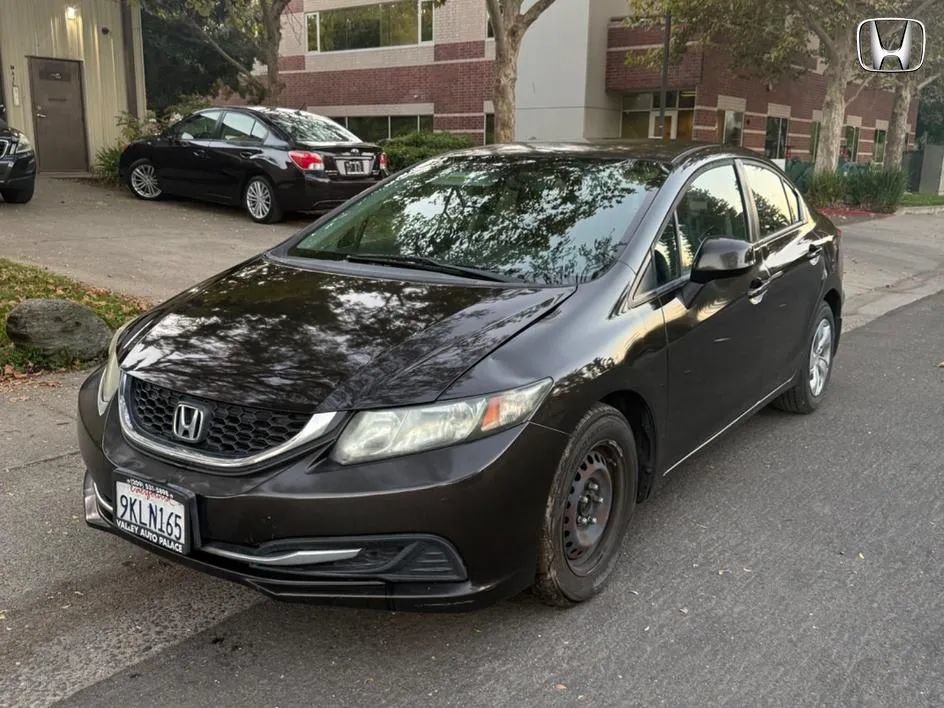 Used 2013 Honda Civic LX image 3
