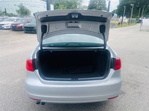 Used 2014 Volkswagen Jetta SE image 15