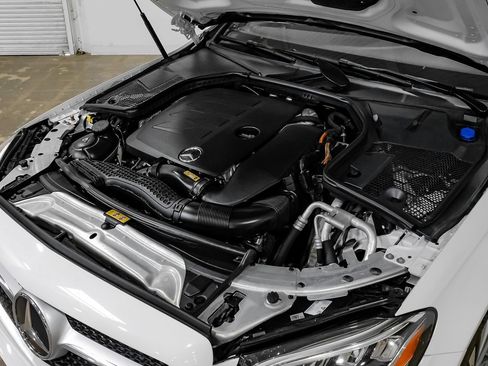 Used 2020 Mercedes-Benz C 300 Cabriolet image 40