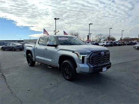 New 2026 Toyota Tundra Platinum w/ TRD Off-Road Package image 5
