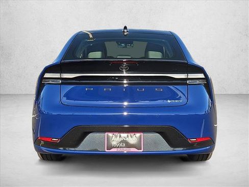 New 2026 Toyota Prius Plug-In Hybrid FWD image 8