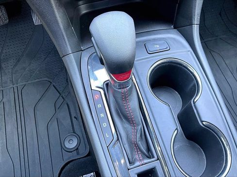 Used 2023 Chevrolet Equinox RS w/ RS Leather Package FWD image 30