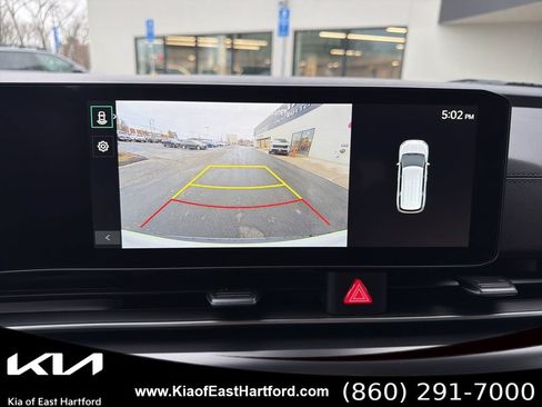 New 2026 Kia Carnival LX FWD image 30