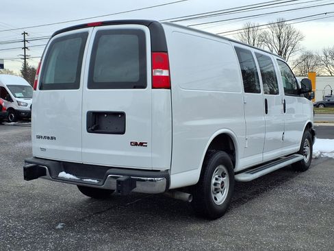 Used 2024 GMC Savana 2500 w/ Driver Convenience Package image 3