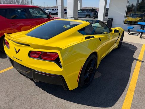 Used 2017 Chevrolet Corvette Stingray Coupe image 5