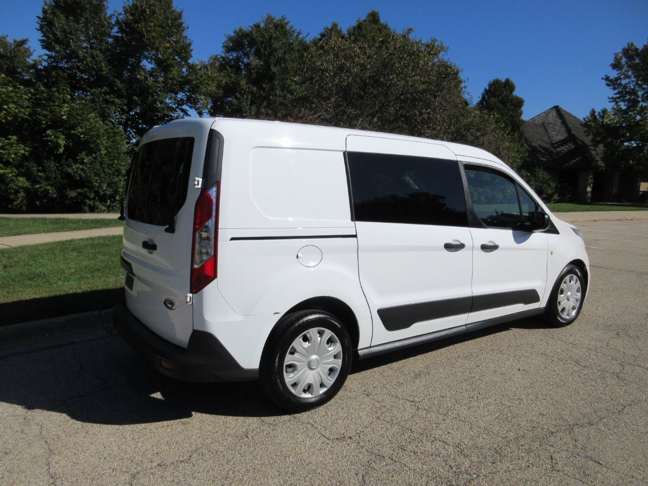 Used 2015 Ford Transit Connect XLT FWD image 14