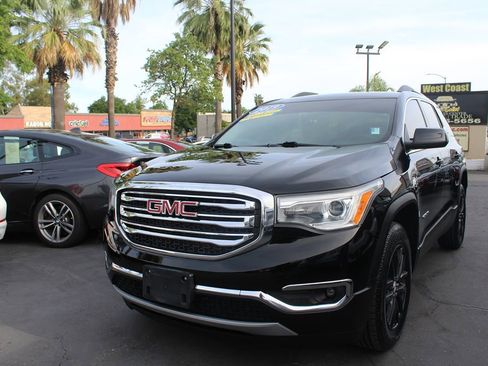 Used 2019 GMC Acadia SLT FWD image 4