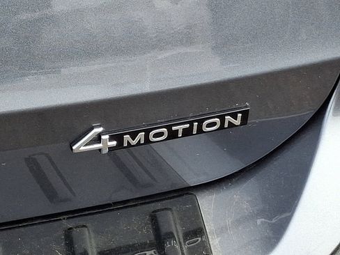 Used 2025 Volkswagen Taos S image 31