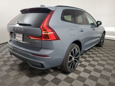 Certified 2023 Volvo XC60 B5 Ultimate w/ Climate Package FWD image 8