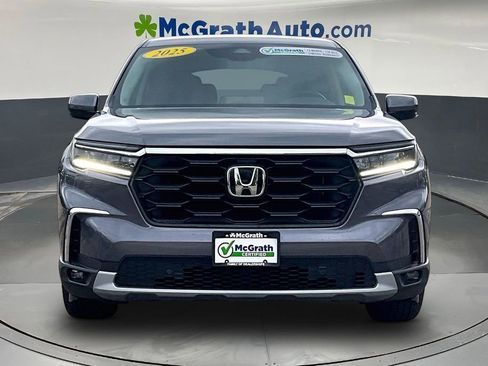 Used 2025 Honda Pilot EX-L image 2