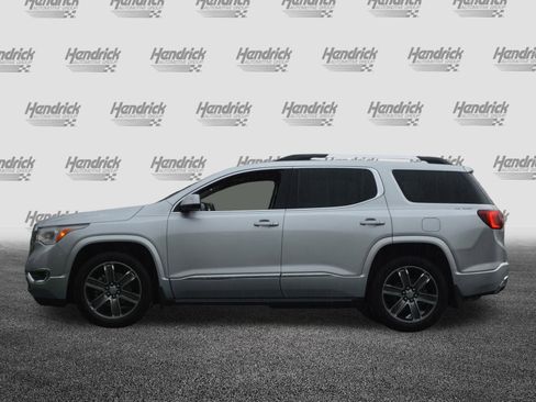 Used 2017 GMC Acadia Denali w/ Technology Package AWD/4WD image 7