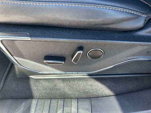 Certified 2023 Ford F150 Lariat w/ Equipment Group 502A High image 18