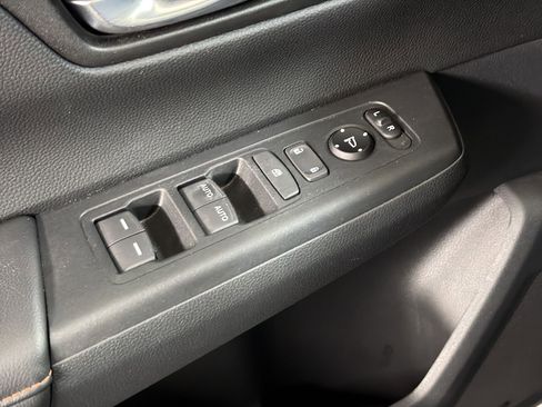 Used 2025 Honda CR-V Sport image 13