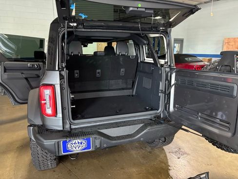 New 2025 Ford Bronco Badlands image 29