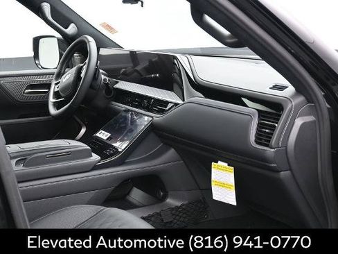 Certified 2026 INFINITI QX80 Autograph AWD/4WD image 6