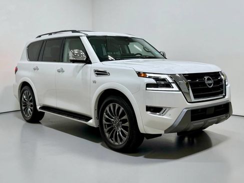 Used 2023 Nissan Armada SL RWD image 5