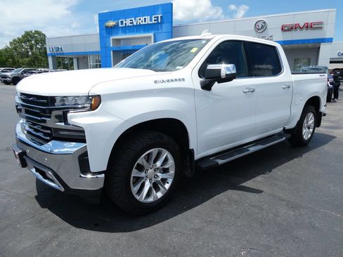 Certified 2021 Chevrolet Silverado 1500 LTZ w/ Safety Package II AWD/4WD image 9