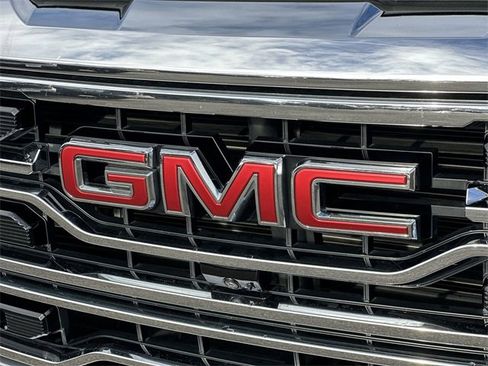 Used 2024 GMC Sierra 1500 SLT w/ SLT Premium Plus Package image 30