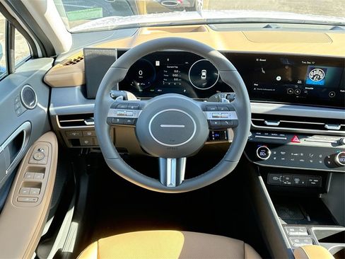 New 2025 Hyundai Sonata Limited image 10