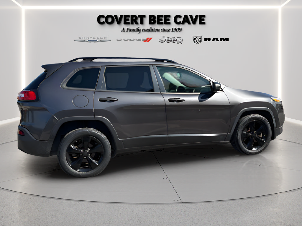 Used 2016 Jeep Cherokee Sport FWD image 13