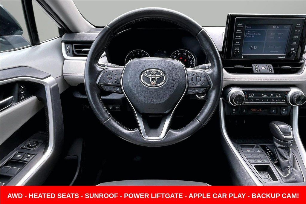 Used 2020 Toyota RAV4 XLE Premium AWD/4WD image 8