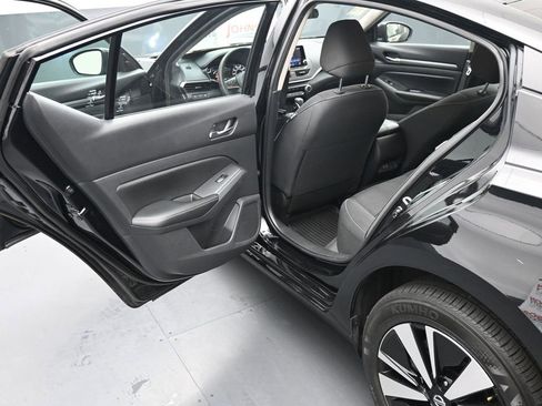 Used 2022 Nissan Altima 2.5 SV image 17