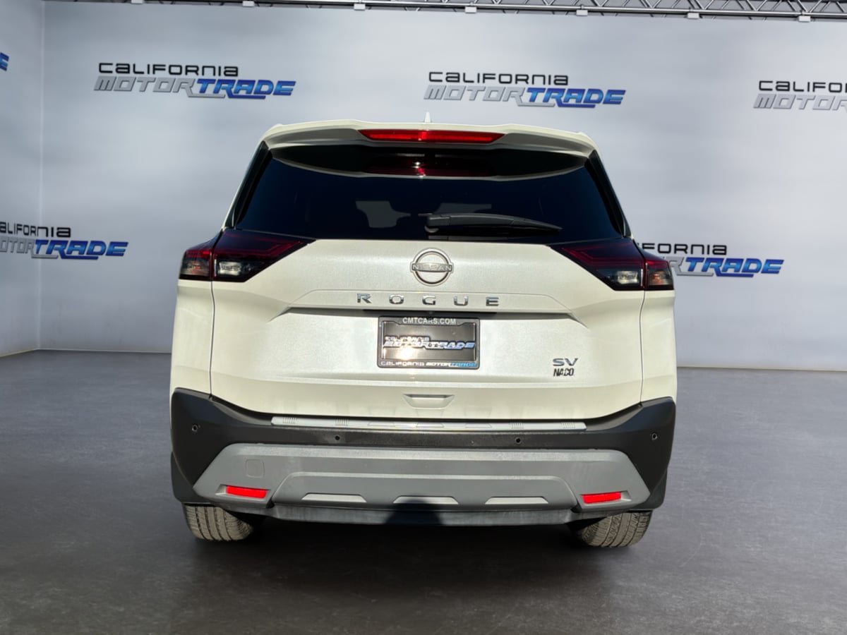 Used 2023 Nissan Rogue SV w/ SV Premium B Package FWD image 6