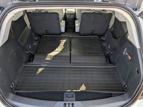 New 2025 Ford Explorer Active w/ Active Comfort Package image 14