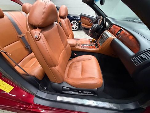Used 2006 Lexus SC 430 Convertible RWD image 36