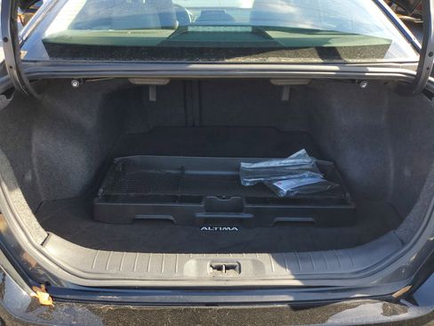 Used 2021 Nissan Altima 2.5 SR image 8