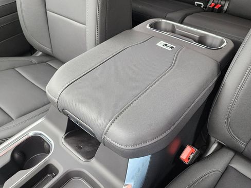 New 2026 GMC Sierra 1500 SLT w/ SLT Premium Plus Package image 30