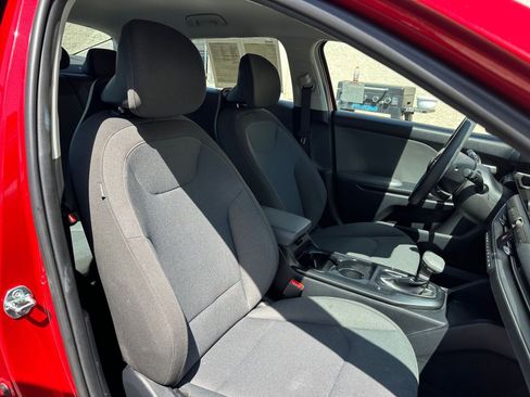 Used 2025 Kia K4 FWD image 35