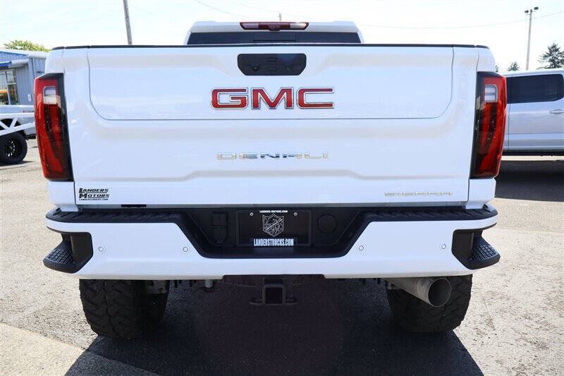 Used 2025 GMC Sierra 3500 Denali w/ Denali Reserve Package AWD/4WD image 4