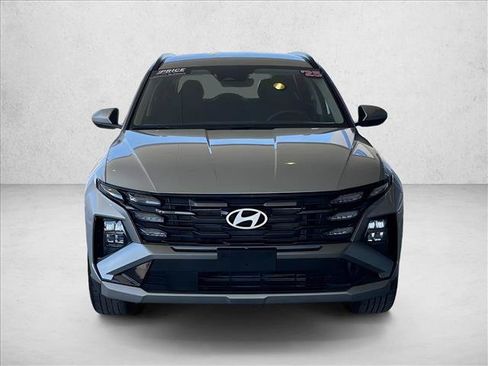 Used 2025 Hyundai Tucson SEL FWD image 8