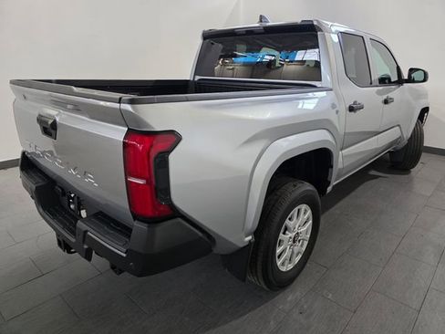 Used 2024 Toyota Tacoma SR w/ SR Upgrade Package image 5