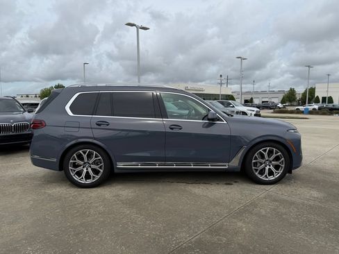 Certified 2026 BMW X7 xDrive40i w/ Executive Package AWD/4WD image 2