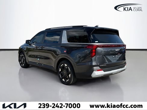 New 2026 Kia Carnival EX image 3