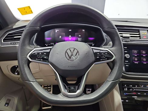 Certified 2024 Volkswagen Tiguan SE R-Line w/ MDO Package, Three-Row FWD image 21