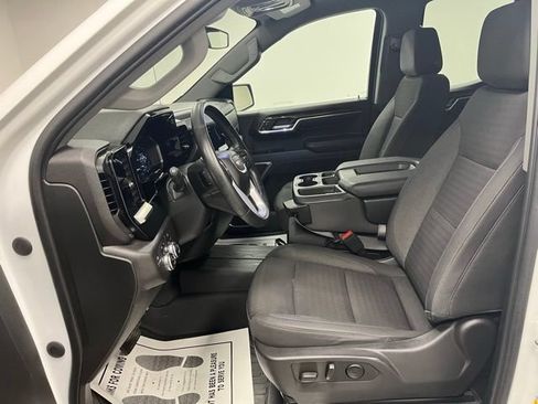 Used 2023 GMC Sierra 1500 SLE AWD/4WD image 18