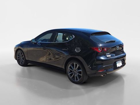 Used 2022 MAZDA MAZDA3 s FWD image 3