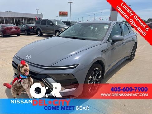Used 2025 Hyundai Sonata SEL FWD image 1