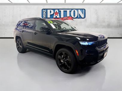 Used 2023 Jeep Grand Cherokee L Laredo