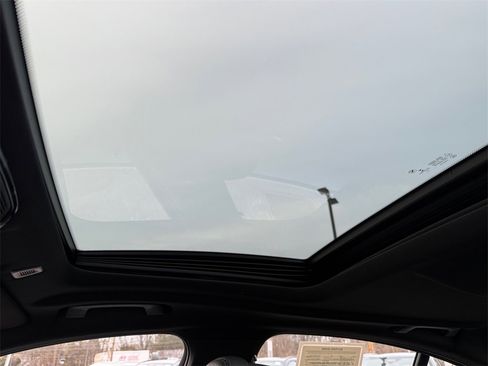 Certified 2022 BMW 540i xDrive 540i xDrive w/ M Sport Package image 33