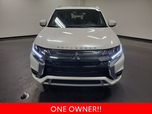 Used 2022 Mitsubishi Outlander GT image 3