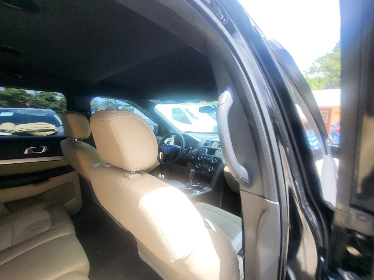 Used 2017 Ford Explorer FWD image 33